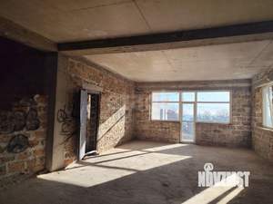 Дом 312м&sup2;, 3-этажный, участок 6 сот.  