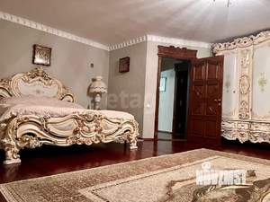 Дом 267м&sup2;, 3-этажный, участок 35 сот.  