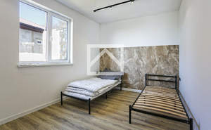 Дом 210м&sup2;, 3-этажный, участок 4 сот.  