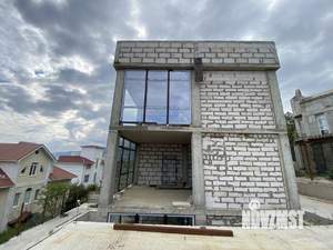 Дом 231м&sup2;, 3-этажный, участок 4 сот.  