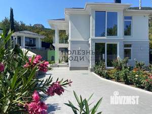 Дом 240м², 2-этажный, участок 7 сот.  