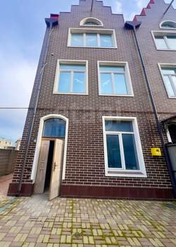 Дом 170м&sup2;, 2-этажный, участок 2 сот.  