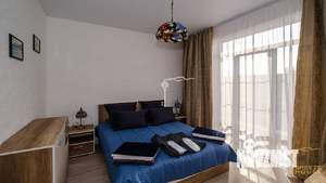 Дом 291м&sup2;, 3-этажный, участок 6 сот.  