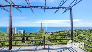 Дом 289м², 3-этажный, участок 7 сот.  