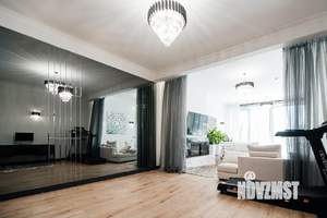 Дом 740м², 2-этажный, участок 20 сот.  