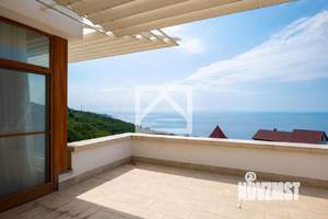 Дом 564м&sup2;, 5-этажный, участок 8 сот.  