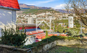 Дом 320м&sup2;, 3-этажный, участок 10 сот.  