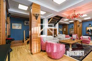 Дом 330м&sup2;, 2-этажный, участок 10 сот.  