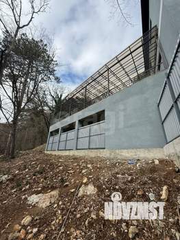 Дом 220м&sup2;, 2-этажный, участок 3 сот.  