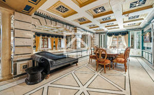 Дом 518м&sup2;, 4-этажный, участок 42 сот.  