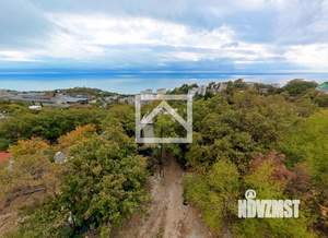 Дом 242м², 3-этажный, участок 8 сот.  