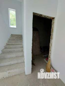 Дом 180м², 2-этажный, участок 10 сот.  