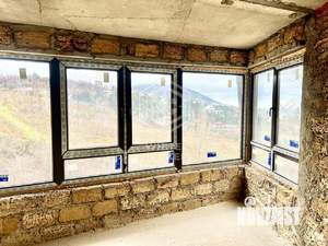 Дом 337м&sup2;, 3-этажный, участок 5 сот.  