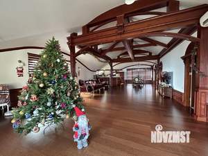 Дом 580м&sup2;, 3-этажный, участок 12 сот.  