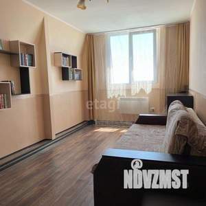 Дом 150м&sup2;, 3-этажный, участок 1 сот.  