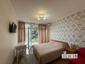 Дом 127м&sup2;, 4-этажный, участок 1 сот.  