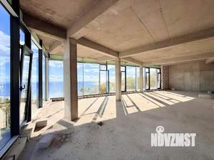 Дом 542м², 3-этажный, участок 10 сот.  