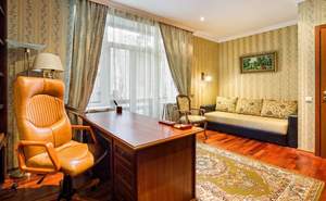 Дом 347м², 2-этажный, участок 6 сот.  