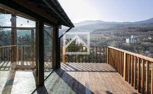 Дом 249м&sup2;, 3-этажный, участок 5 сот.  