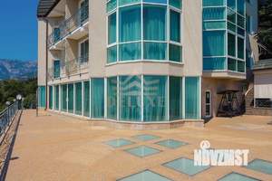 Дом 1500м², 5-этажный, участок 41 сот.  