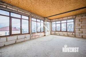 Коттедж 260м², 3-этажный, участок 6 сот.  