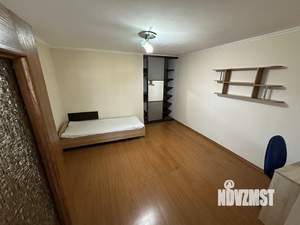 Дом 180м&sup2;, 2-этажный, участок 5 сот.  