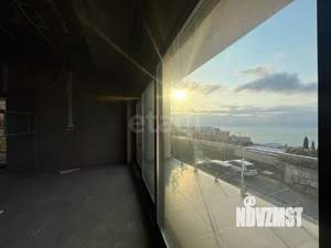 Дом 860м², 3-этажный, участок 11 сот.  