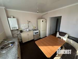 Дом 180м&sup2;, 2-этажный, участок 5 сот.  