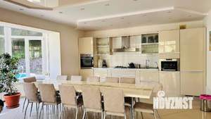 Дом 230м², 3-этажный, участок 22 сот.  