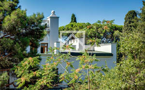 Дом 600м², 3-этажный, участок 20 сот.  