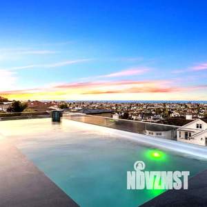 Дом 180м², 2-этажный, участок 6 сот.  