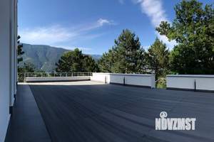 Дом 1200м&sup2;, 3-этажный, участок 36 сот.  