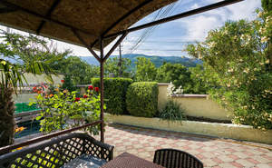 Дом 270м&sup2;, 3-этажный, участок 3 сот.  