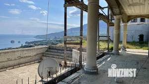 Дом 720м&sup2;, 4-этажный, участок 20 сот.  