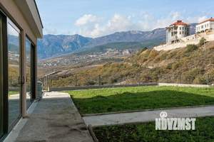 Дом 2150м², 3-этажный, участок 36 сот.  