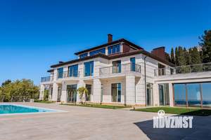 Дом 1551м², 3-этажный, участок 48 сот.  