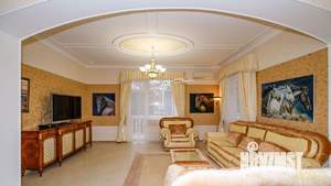 Дом 310м², 4-этажный, участок 10 сот.  