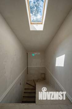 Дом 414м&sup2;, 3-этажный, участок 10 сот.  