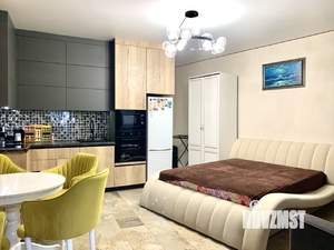 Дом 235м&sup2;, 3-этажный, участок 4 сот.  