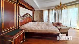 Дом 409м&sup2;, 2-этажный, участок 9 сот.  