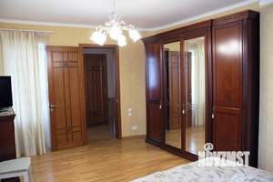 Дом 185м², 2-этажный, участок 6 сот.  