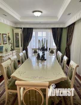 Дом 1250м&sup2;, 4-этажный, участок 17 сот.  