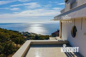 Дом 475м&sup2;, 3-этажный, участок 4 сот.  