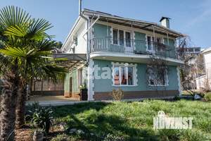 Дом 256м², 3-этажный, участок 7 сот.  