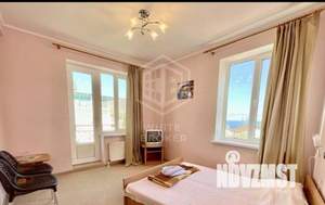 Дом 363м², 3-этажный, участок 4 сот.  