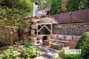 Дом 465м&sup2;, 3-этажный, участок 11 сот.  