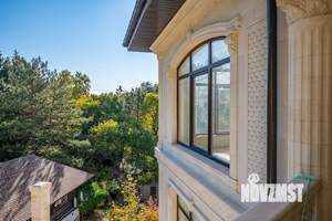 Дом 650м², 2-этажный, участок 8 сот.  