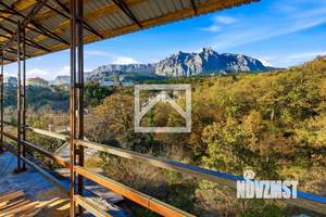 Дом 289м&sup2;, 3-этажный, участок 5 сот.  