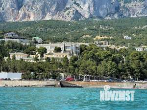 Дом 217м&sup2;, 3-этажный, участок 6 сот.  