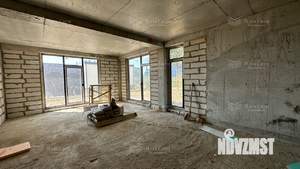 Дом 250м², 3-этажный, участок 6 сот.  